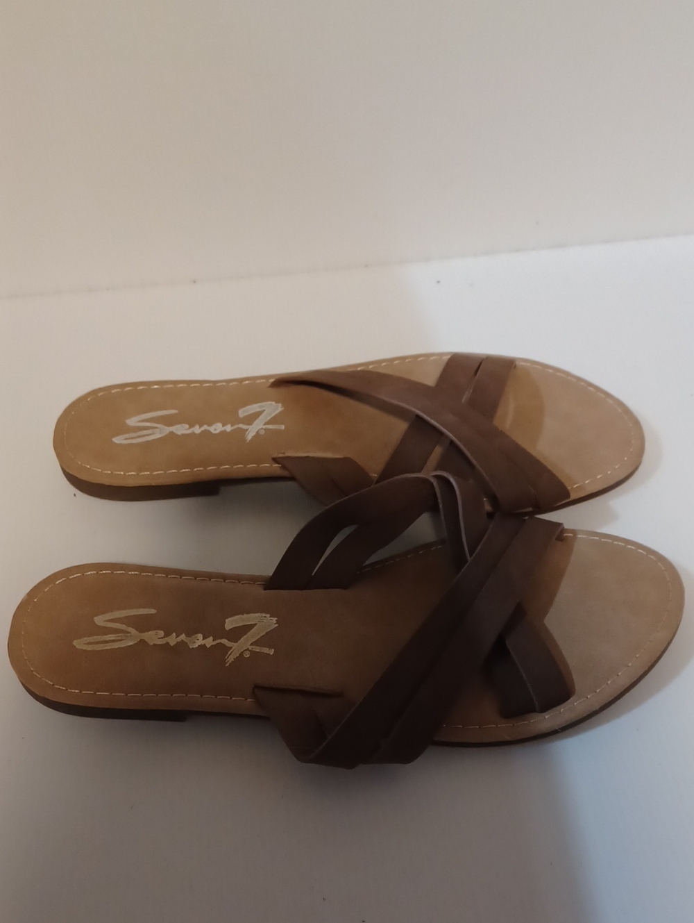 Seven 7  Boho Thong Brown   Criss-Cross Sandals 11M  New